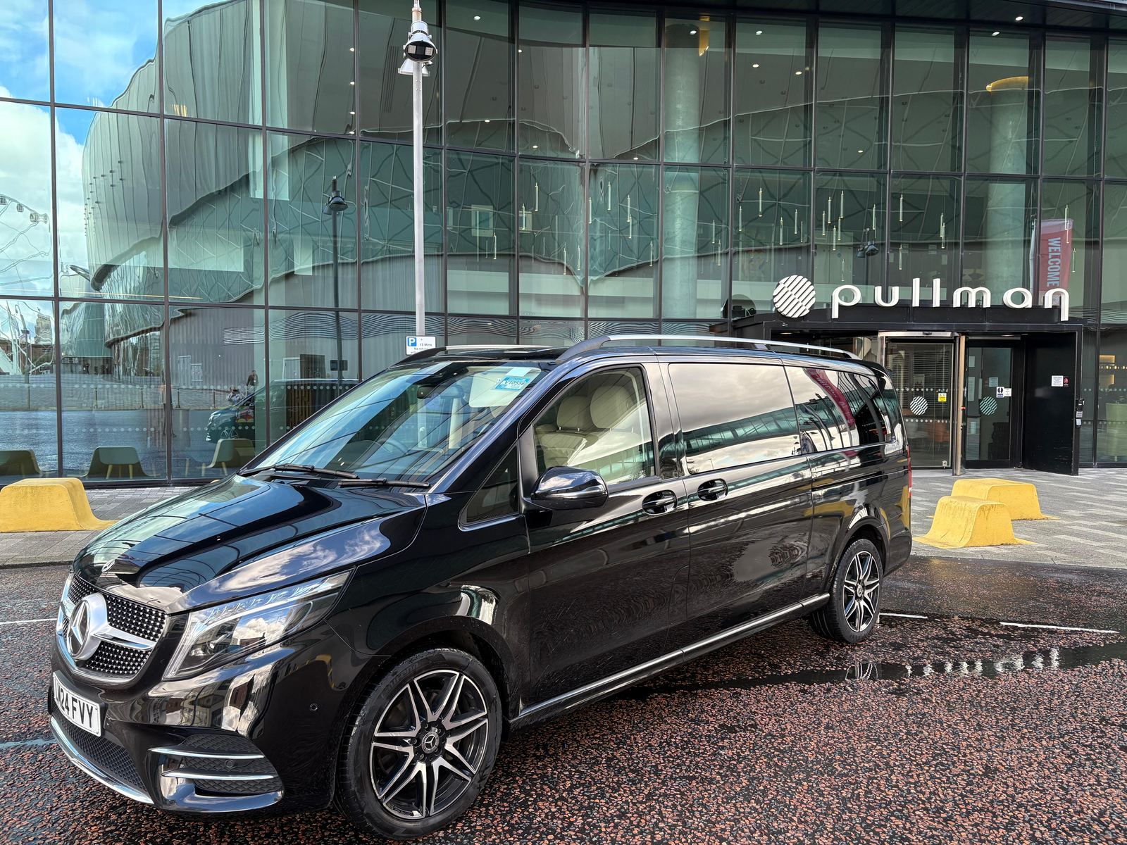 AO Platinum Chauffeurs V-Class outside the Pullman Liverpool hotel